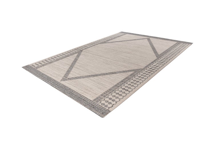 Rechteckiger Teppich mit geometrischem Rautenmuster in der Mitte und dekorativer Bordüre.