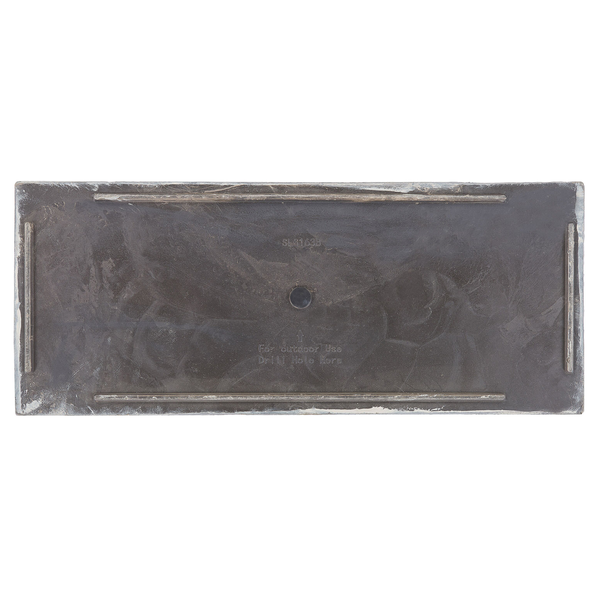 Dekorative Dieffenbachia Pflanze in einem rechteckigen Pflanzgefäß