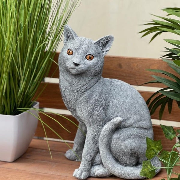 Gartenfigur Katze aus Stein für den Außenbereich