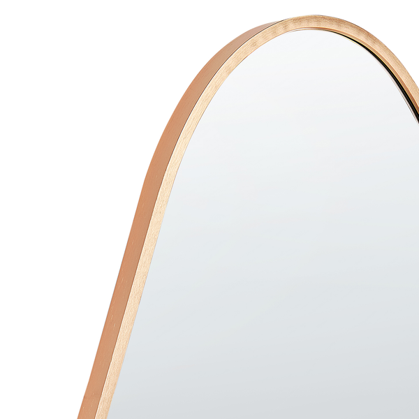 Detailaufnahme eines Spiegels mit Rahmen