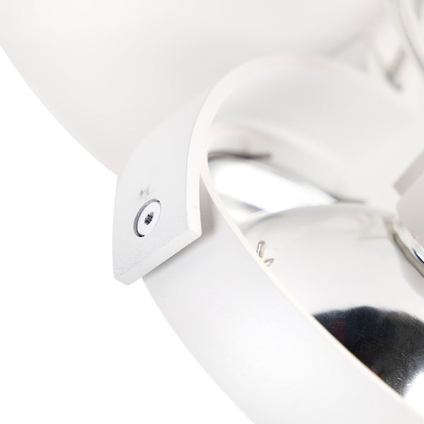 Detailaufnahme einer Deckenleuchte