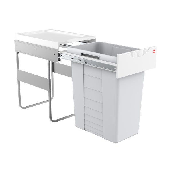 Ausziehbares Abfalltrennsystem mit einem großen Kunststoff-Mülleimer und Teleskopschienen für Küchenunterschränke.
