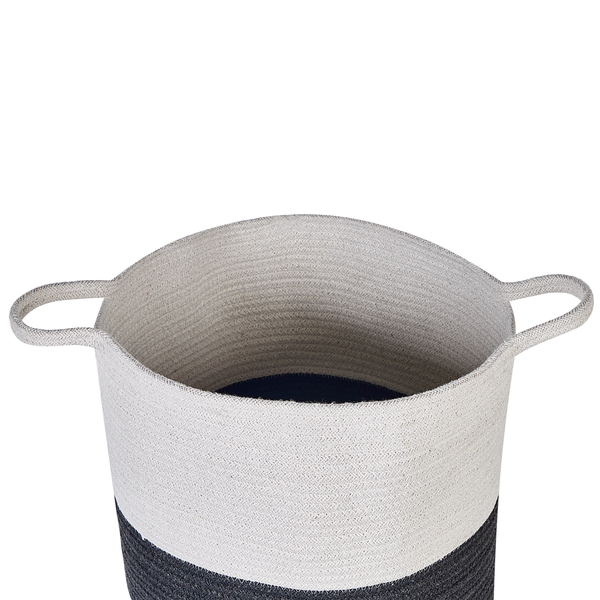 Dekorativer Wäschekorb aus Seil mit Griffen