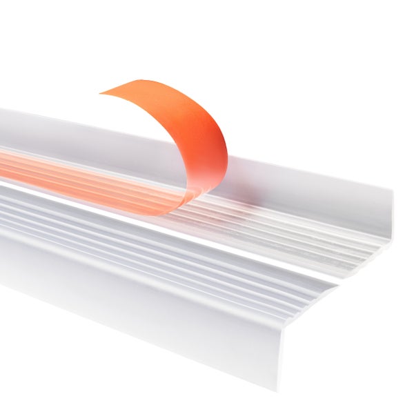 Treppenkantenprofil aus Aluminium mit Schutzfolie