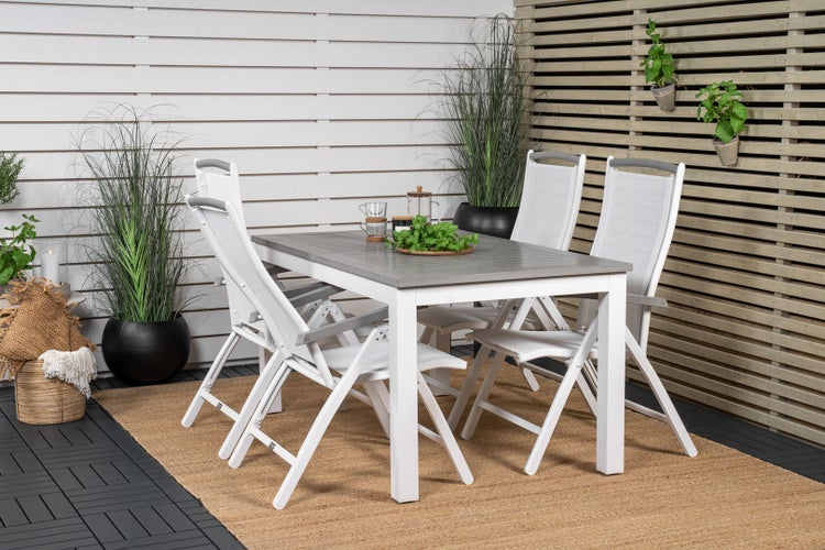 Tapete mit Vintage-Koffer-Motiv