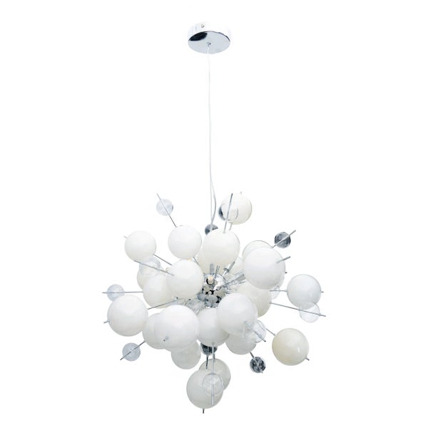 Hängeleuchte mit kugelförmigen Lampenschirmen