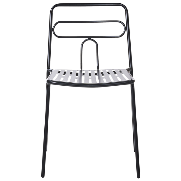 Schwarzer Metallstuhl mit Lattenrostsitzfläche