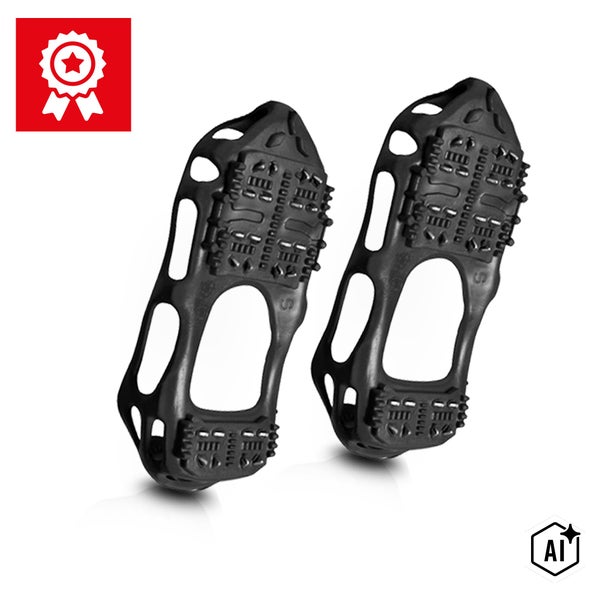 Paar Schuhspikes mit Metallstollen für besseren Halt auf Eis und Schnee.