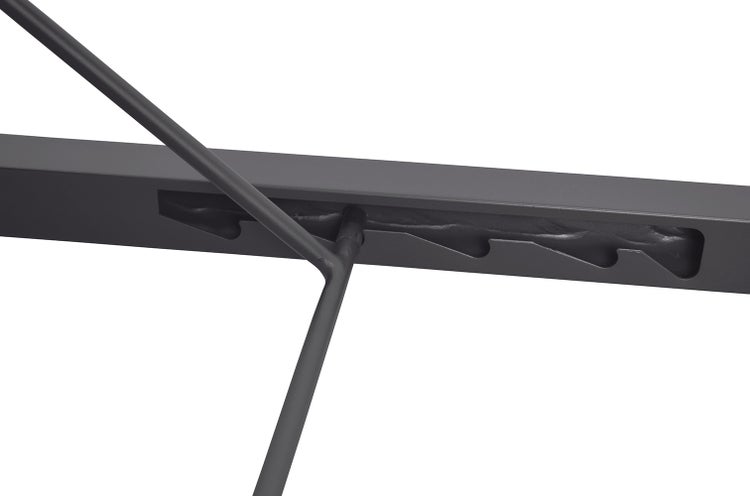 Detailansicht einer Terrassenüberdachung aus Metall mit integrierter Hängevorrichtung