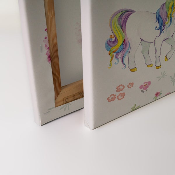 Leinwandbild mit Einhorn Motiv auf Holzrahmen