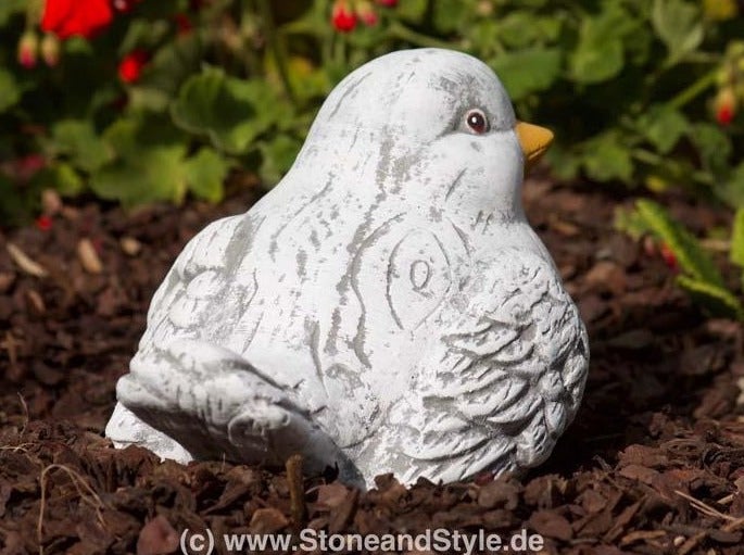Gartendekoration Steinfigur Vogel als Gartenfigur aus wetterfestem Material