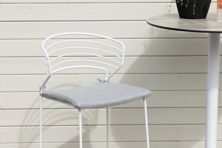 Milano Garten Barhocker inkl. Kissen stapelbar weiß. 4er Set