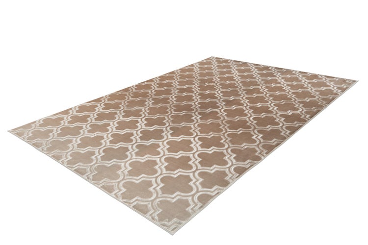 Teppich mit geometrischem Muster, braun und weiß, Kurzflor, rechteckig.