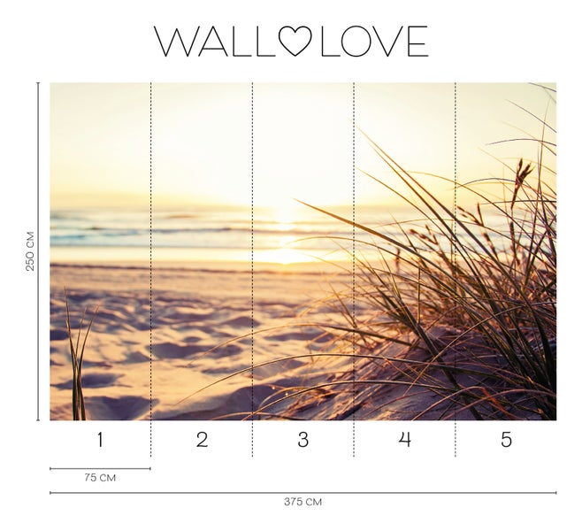 Wall Love Fototapete mit Strandmotiv und Gräsern im Vordergrund, bestehend aus fünf Bahnen