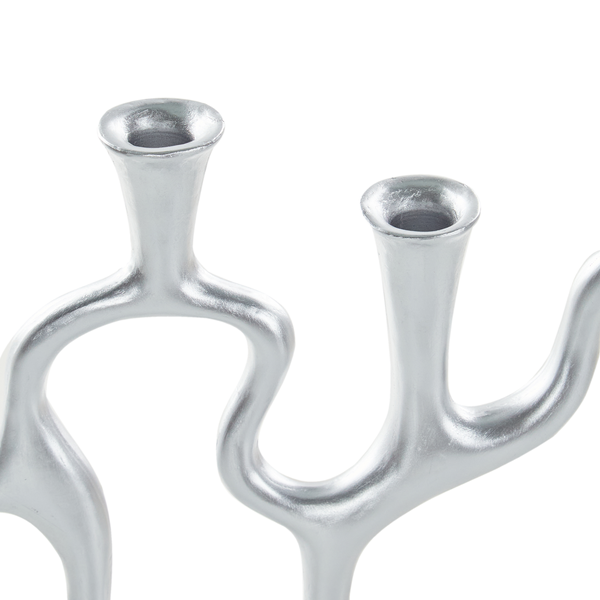 Silberfarbiger Kerzenständer für mehrere Kerzen