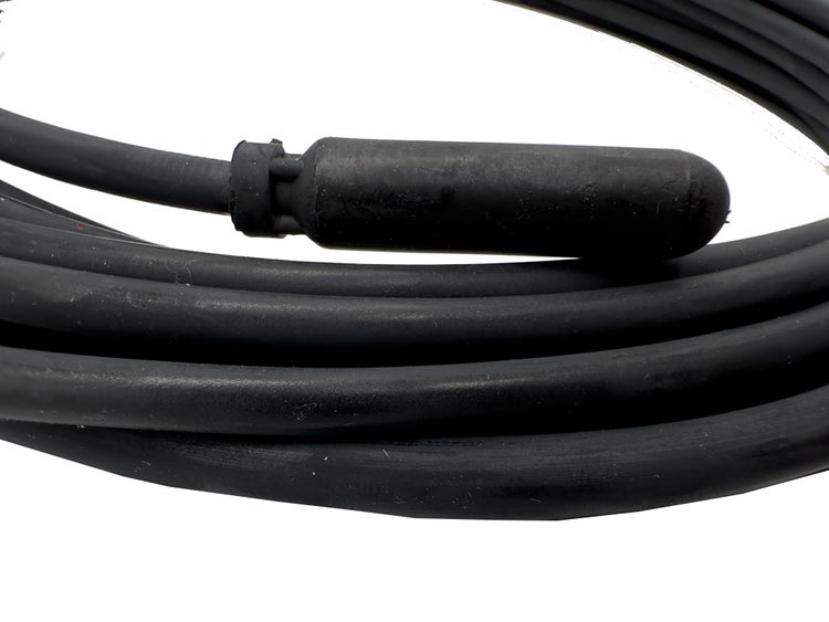 Schwarzes Fühlerkabel für Fußbodenheizung