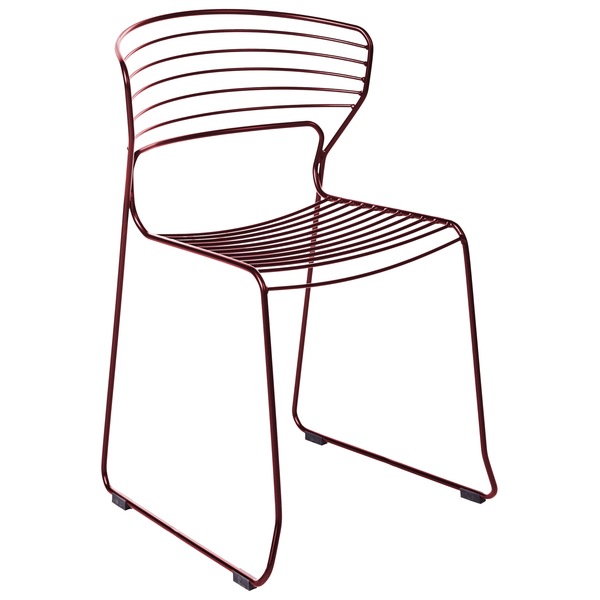 Metallstuhl mit horizontalen Streben für Sitz und Rückenlehne