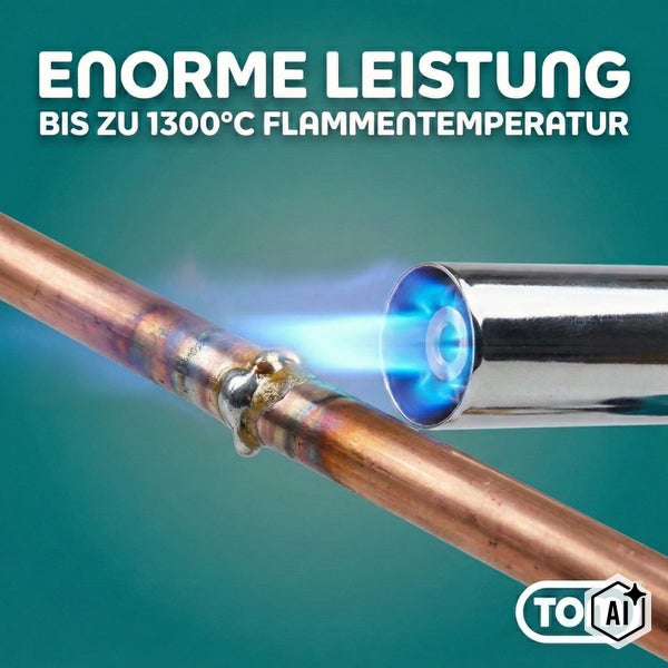 Lötbrenner mit blauer Flamme beim Erhitzen eines Kupferrohrs, bis zu 1300 Grad Celsius Flammentemperatur, TOM Logo.
