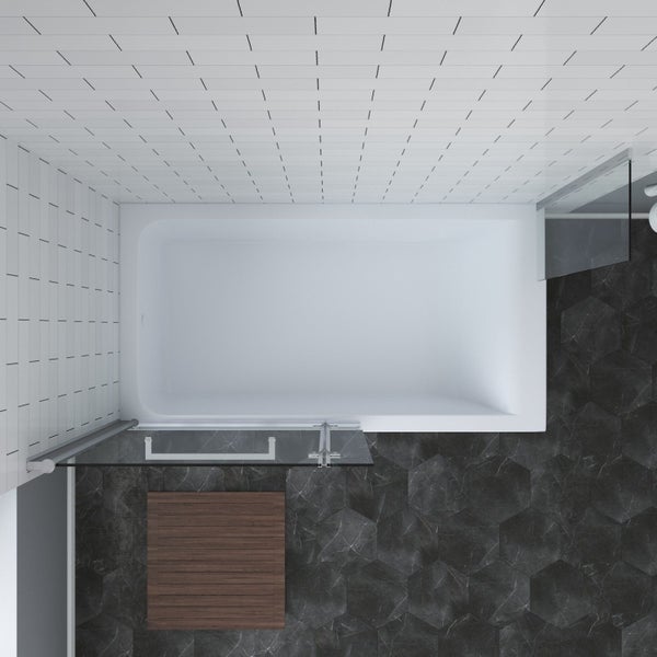 Draufsicht auf ein modernes Badezimmer mit Badewanne, Glasduschwand, weißen Wandfliesen und dunklem Hexagon-Bodenbelag.