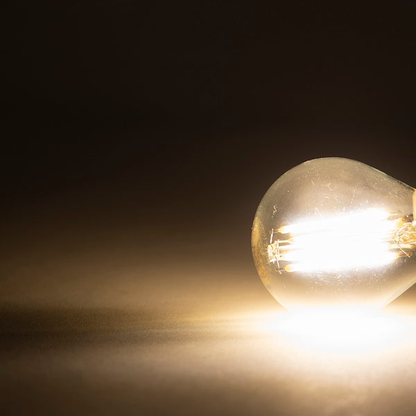 Glühbirne leuchtend