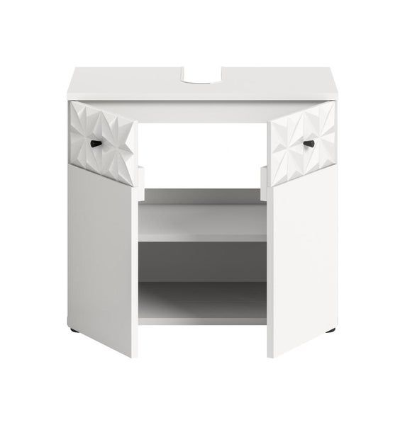 Weißer Waschbeckenunterschrank mit zwei Türen, dreidimensionalem geometrischem Muster, Fachboden, schwarzen Griffen und Siphonausschnitt.
