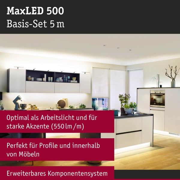 Weiße Gartentür mit horizontalen Lamellen