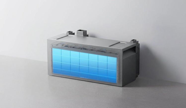 Anker SOLIX Batteriespeicher für Balkonkraftwerke mit Ansicht der internen Zellstruktur.