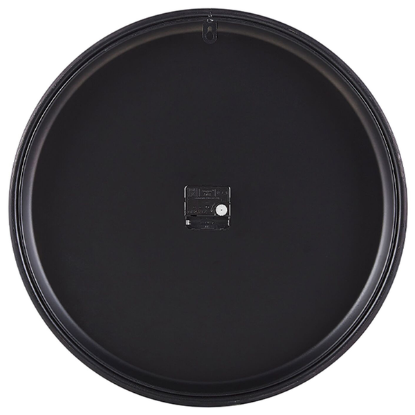 Rückseite einer runden Wanduhr mit Aufhängung