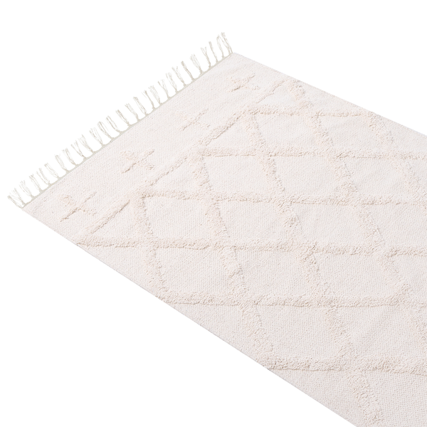 Teppich mit Fransen und geometrischem Muster