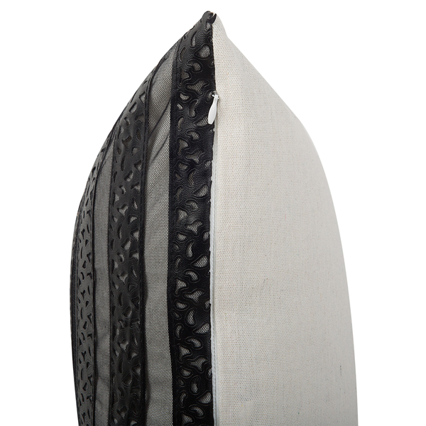 Dekokissen 2er Set LUNARIA Kunstleder 45 x 45 cm Schwarz Streifenmuster