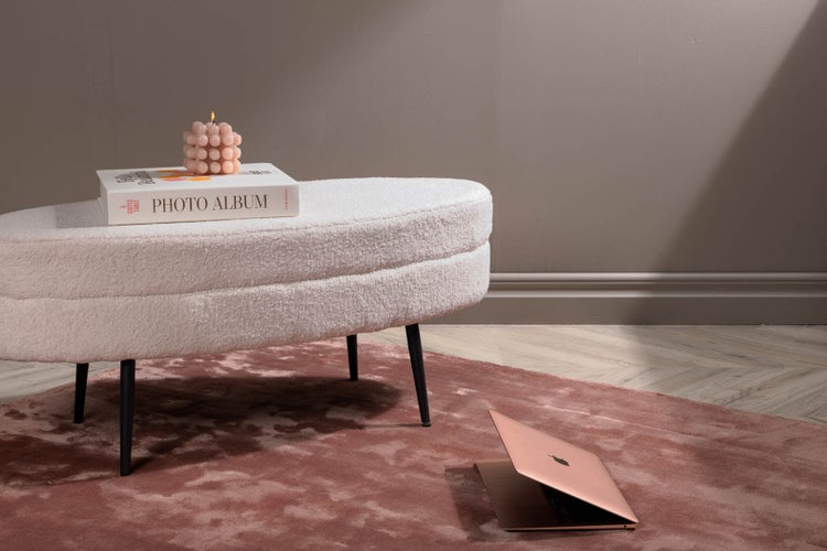Indra Teppich 350x250 cm Viskose pink. 251 X 352 X 1 cm