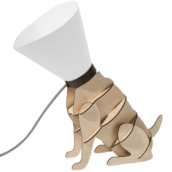Dekorative Lampe in Hundeform aus Holz mit Lampenschirm