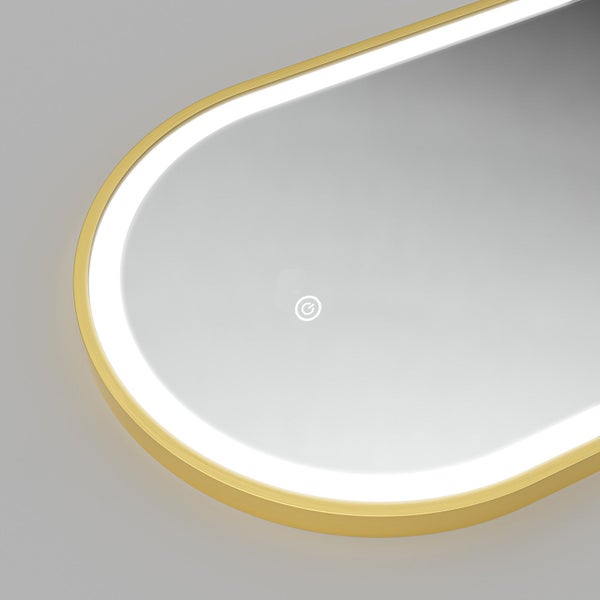 Ovaler Badezimmerspiegel mit LED Beleuchtung und goldfarbenem Rahmen inklusive Touch Schalter.