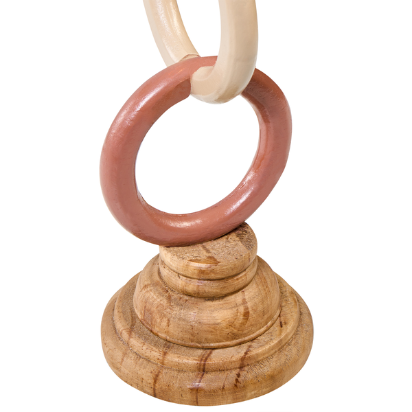 Holzspielzeug mit Ringen und Podest