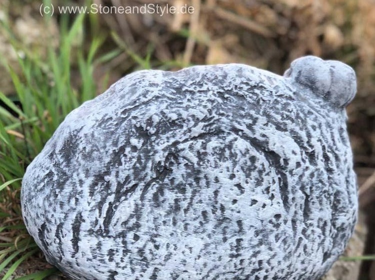 Gartenfigur in Form einer Kröte aus Stein für die Gartendekoration