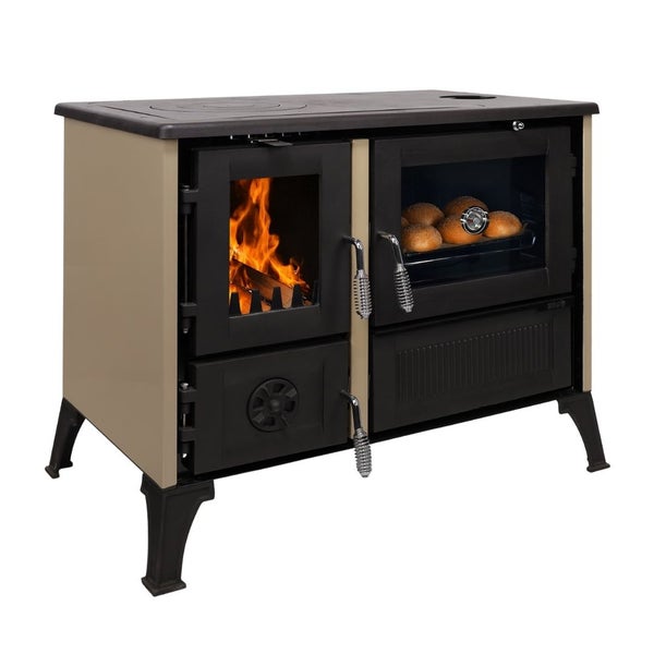 Beige-schwarzer Holzherd mit integriertem Backofen, Sichtscheibe mit brennendem Holz und Backfach mit Backwaren.