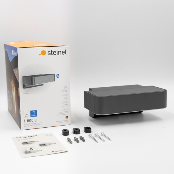 Steinel LED Außenleuchte L 800 C mit Verpackung, Montagematerial und Bedienungsanleitung