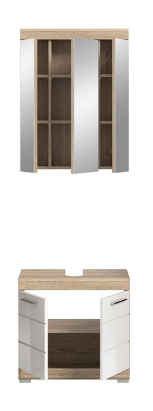 Badmöbel-Set in Eiche-Optik und Weiß mit geöffnetem dreitürigem Spiegelschrank und zweitürigem Waschbeckenunterschrank.
