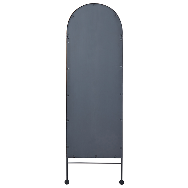 Rückseite eines stehenden Spiegels mit Rollen