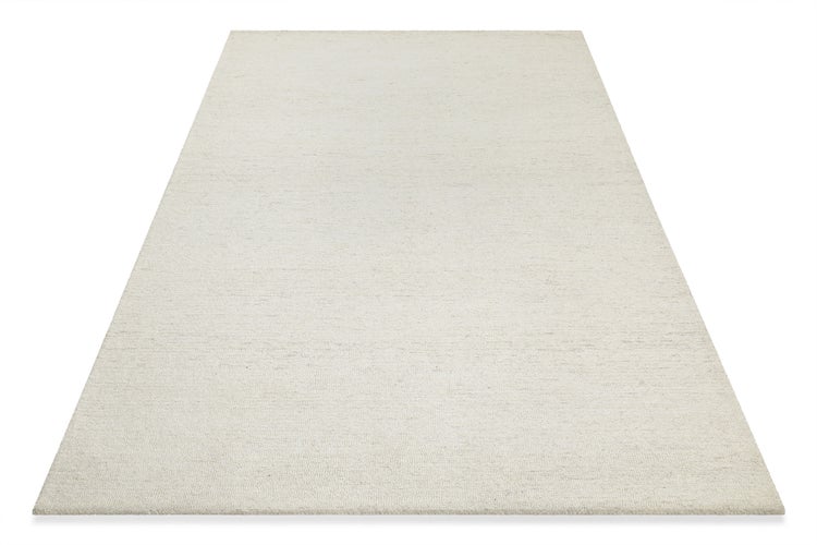 Rechteckiger, heller Teppich mit kurzem Flor und dezenter Struktur.