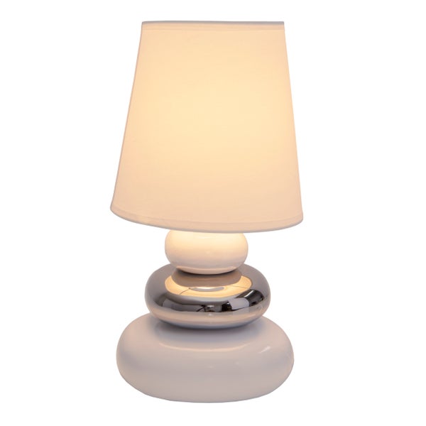 Tischleuchte mit Lampenschirm