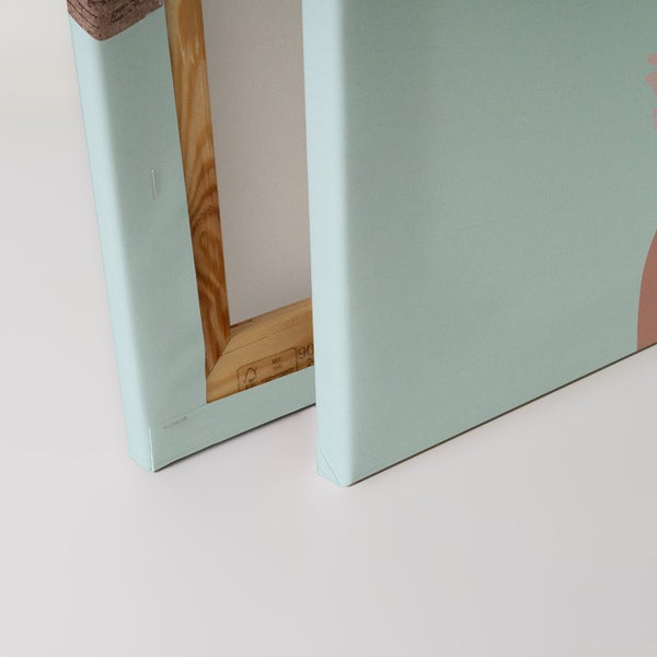 Nahaufnahme von zwei Keilrahmen