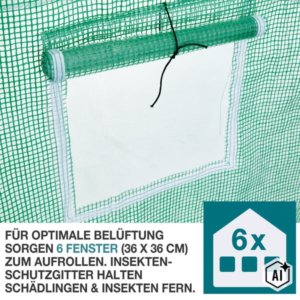 Detailansicht eines aufrollbaren Gewächshausfensters mit Insektenschutzgitter. Sechs Fenster je 36 mal 36 Zentimeter sorgen für Belüftung.