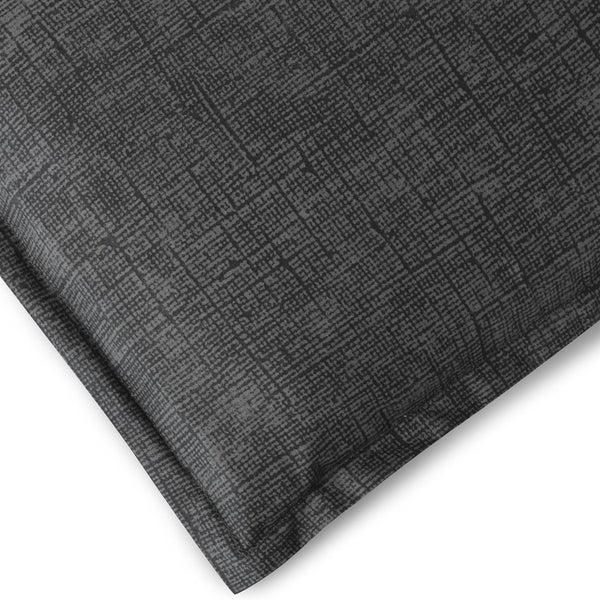 Kissenbezug mit grafischem Muster