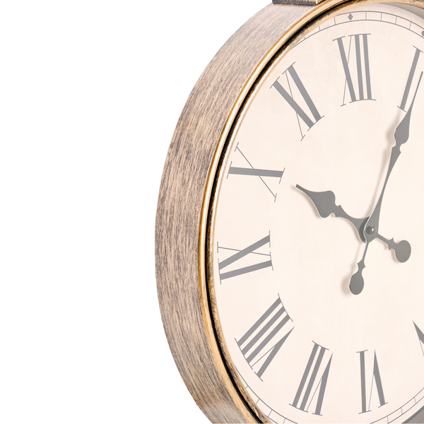 Rückseite einer Wanduhr