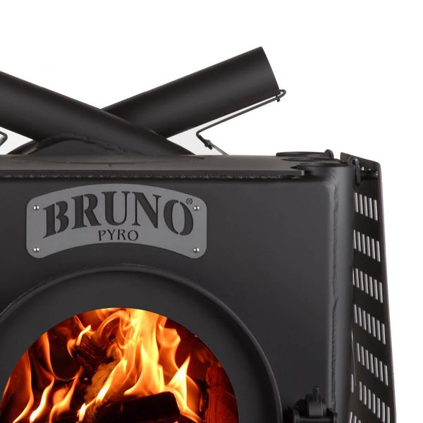 Bruno Pyro Kaminofen mit sichtbarem Feuer und Bruno Logo