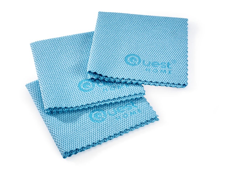 Drei blaue Mikrofasertücher