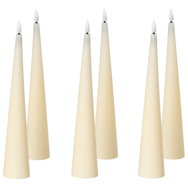 Gruppe von konischen LED-Kerzen