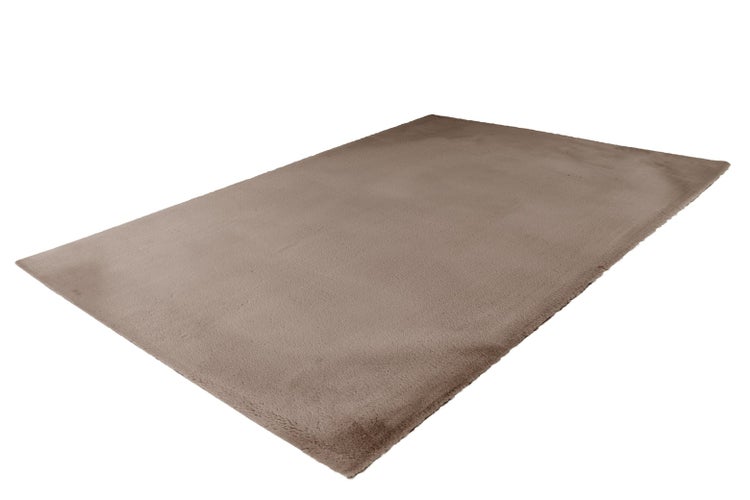 Rechteckiger, flauschiger Teppich in Taupe mit weicher Oberfläche.
