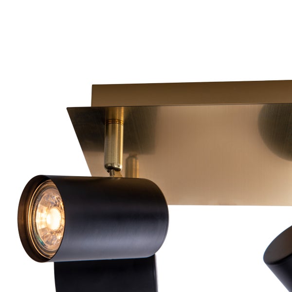 Deckenleuchte mit vier Strahlern